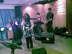 Joanne Jayarathnam leading worship