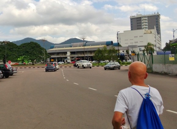 Gunung Lambak in the background