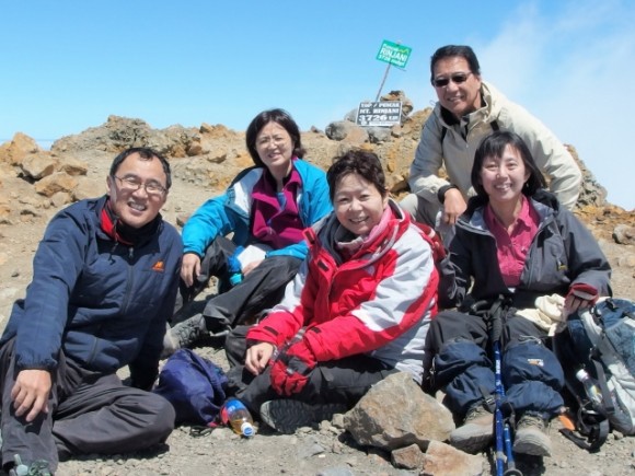 Kenny, Ye Ping, Jenny, Eric, Judith - the last ones at the summit.