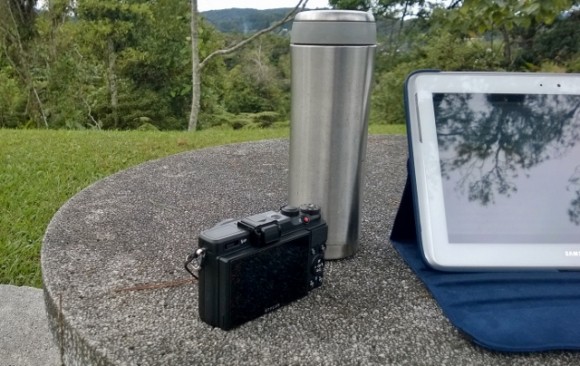 WP_20141008_001 (640x404) A camera, a hot flask, my trusty Samsung Note - Bible and journal and sketchbook in one.