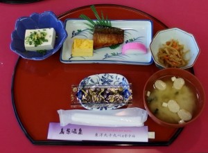 PB220151 (640x472) Hotel breakfast