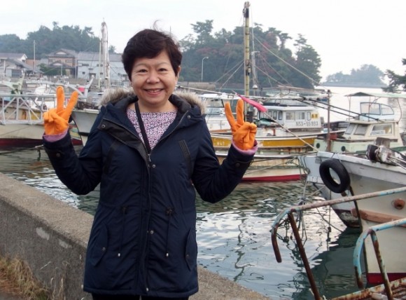 PB220148 (640x473) Cold crisp air with marina behind
