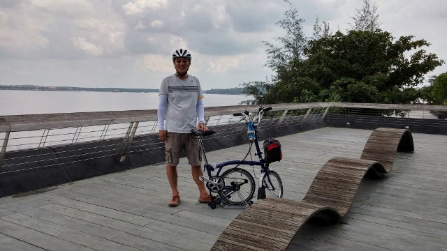 Beautiful promenade overlooking the Johor Straits