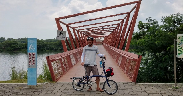 One day I would like to cross the bridge into Pasir Ris